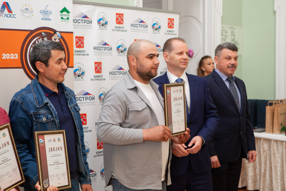 В Петербурге выбрали лучших каменщиков